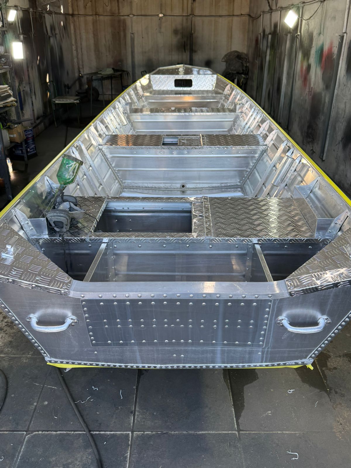 Barco de alumínio modelo 3